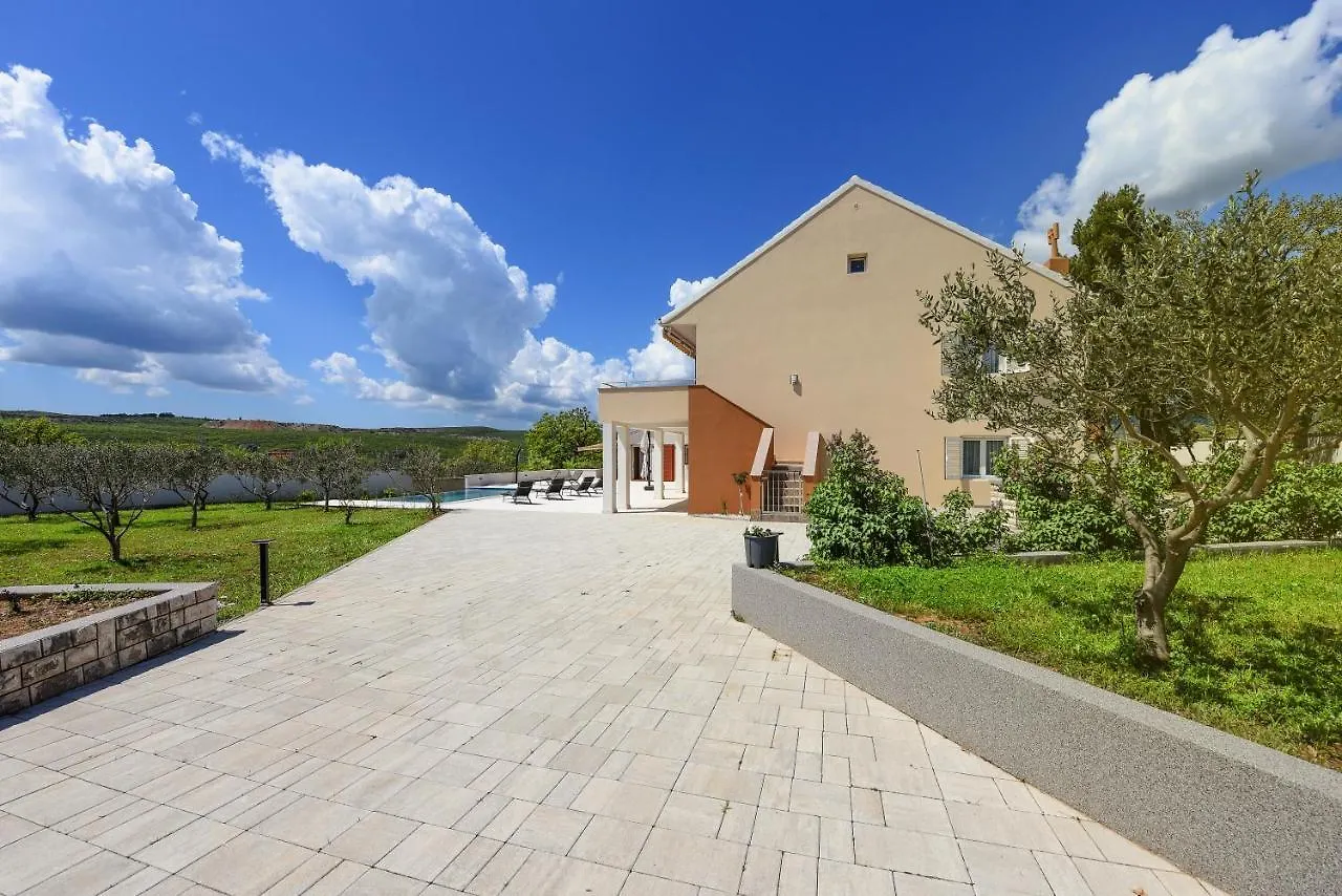 Villa Luka Zaton Obrovacki